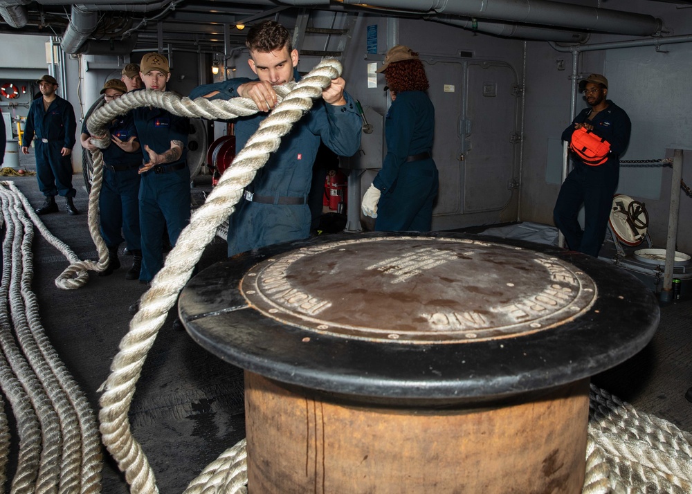 USS George H.W. Bush (CVN 77) Departs Marseille, France