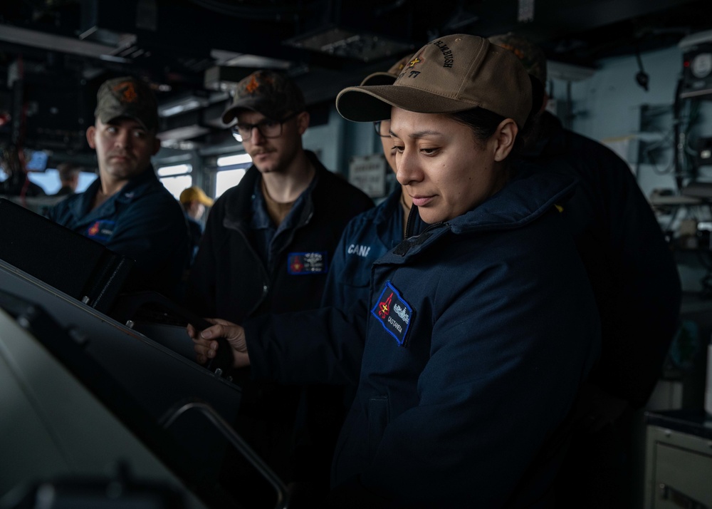 USS George H.W. Bush (CVN 77) Departs Marseille, France