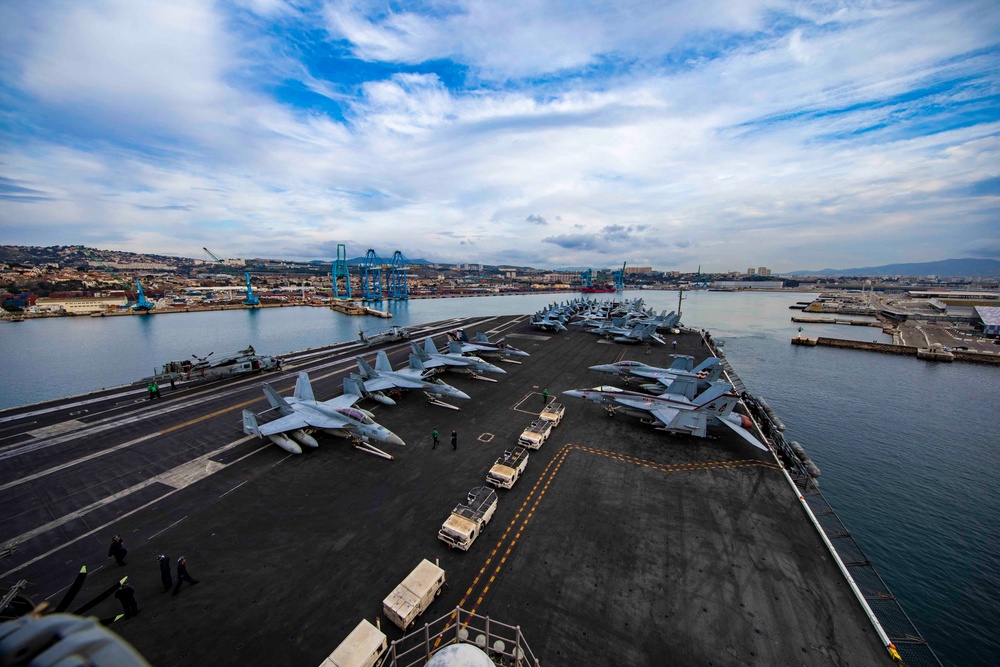 Daily Operations Aboard USS George H.W. Bush (CVN 77)