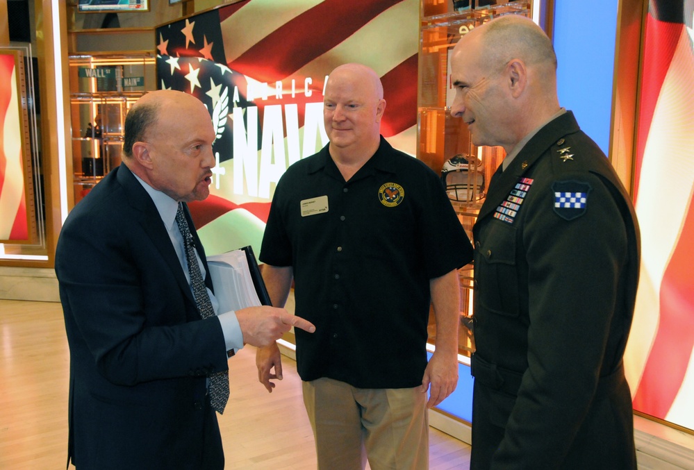 Army Reserve kicks off new year with Minuteman Scholarship presentation