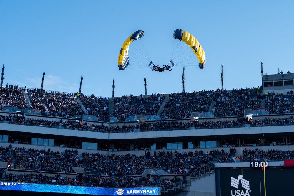 The &quot;Leap Frogs&quot; at the 123rd Army-Navy Game