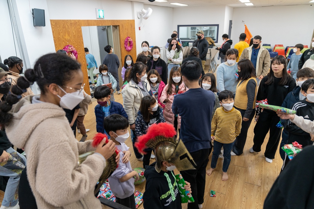 Alpha Company 304th ESB-E got a special chance to give back to the citizens of Pyeongtaek over the holiday season