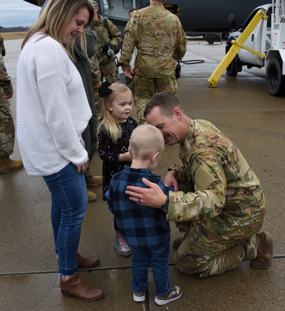 Pennsylvania Air National Guardsmen Reunite with Family After Deployment