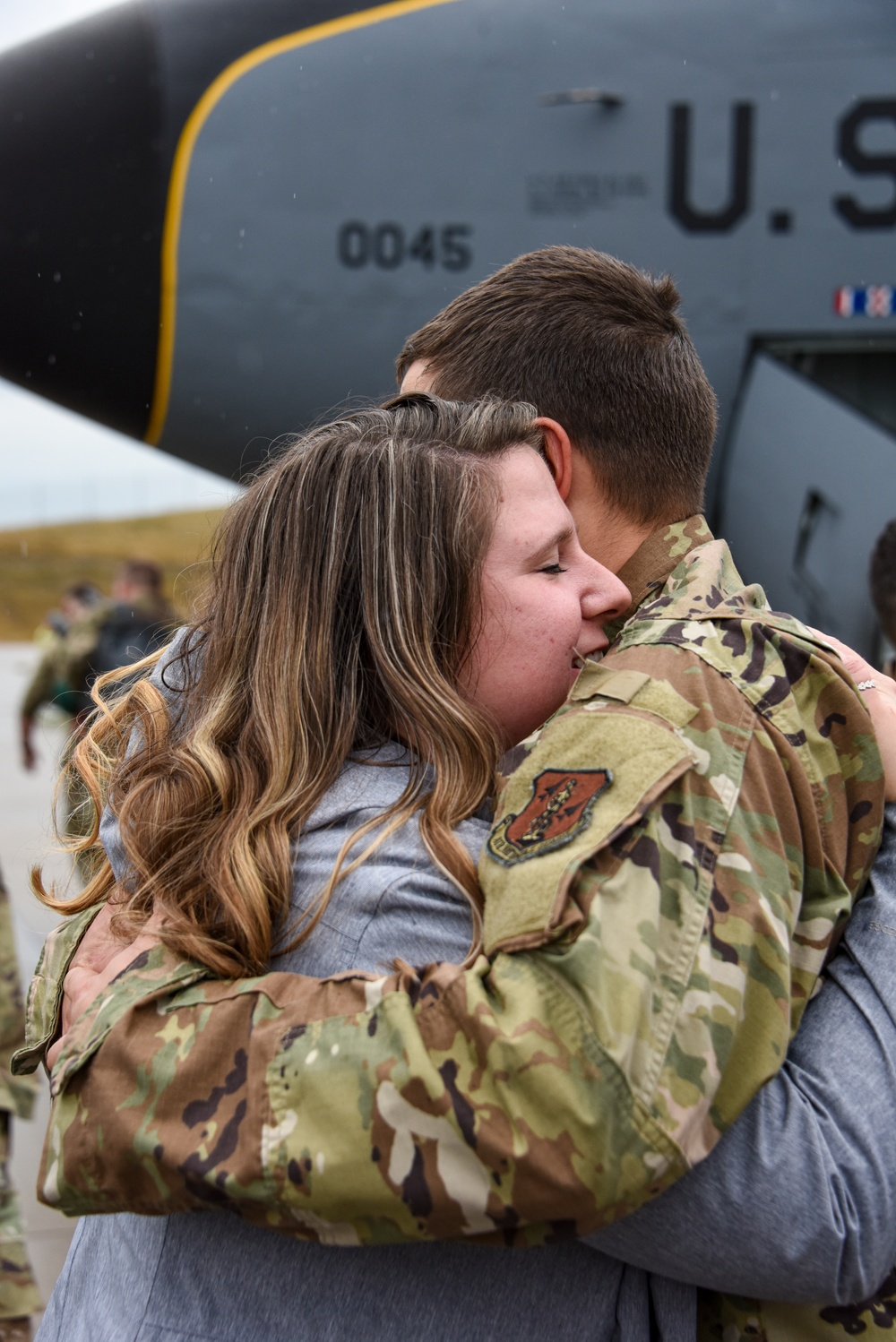 Pennsylvania Air National Guardsmen Reunite with Family After Deployment