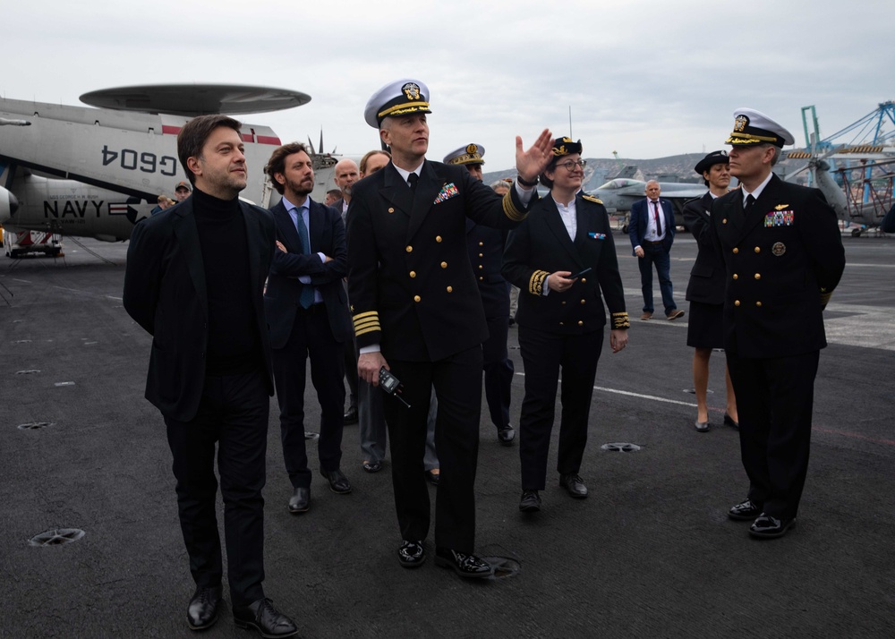 Daily Operations Aboard USS George H.W. Bush (CVN 77)