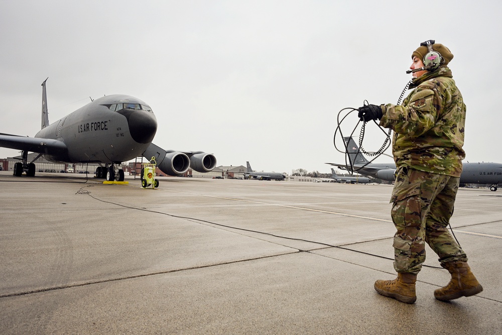 191st AMXS Launches a KC-135 at Selfridge