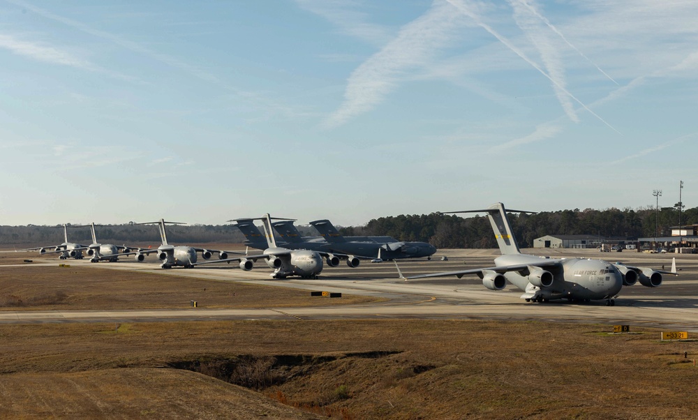 JB Charleston launches 24 C-17s, demonstrates warfighting capabilities during mission generation exercise