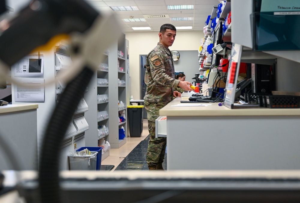 52nd MDG Pharmacy