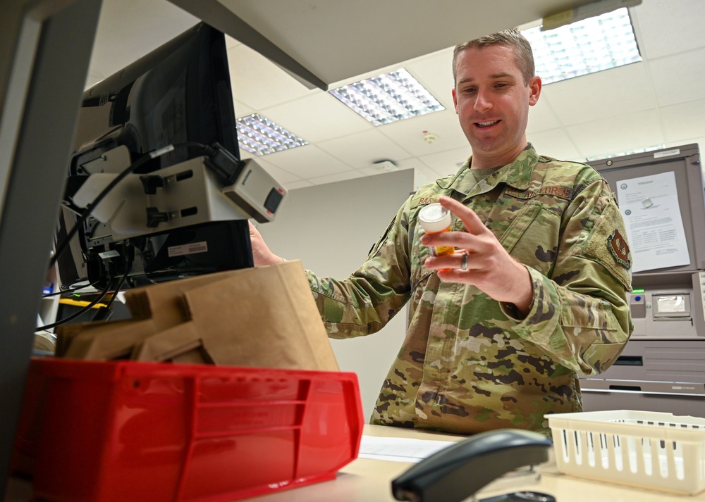 52nd MDG Pharmacy