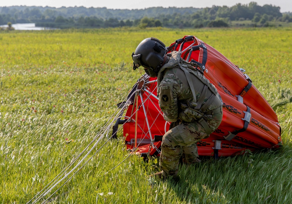 Kentucky National Guard Conducts Aerial Firefighting Training