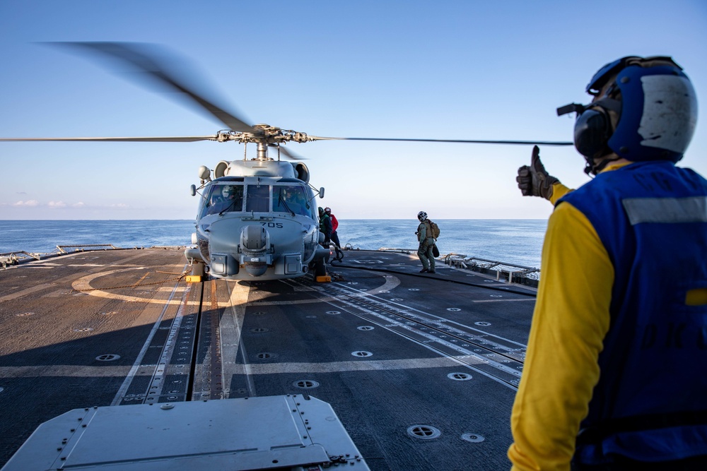 USS Leyte Gulf (CG 55) Daily Operations