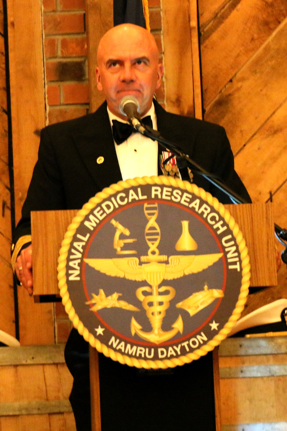 NAMRU-D celebrates 247th Navy Birthday at Navy Ball