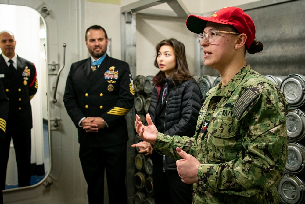 Deputy Chief of Naval Operations and Medal of Honor Recipient tour Recruit Training Command