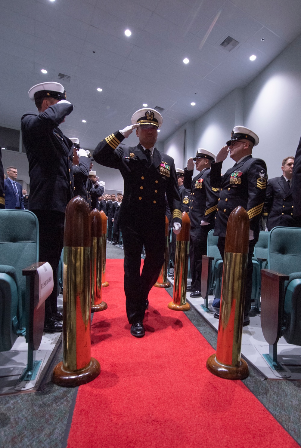 USS Alabama crew host a change of command ceremony.