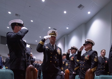 USS Alabama crew host a change of command ceremony.