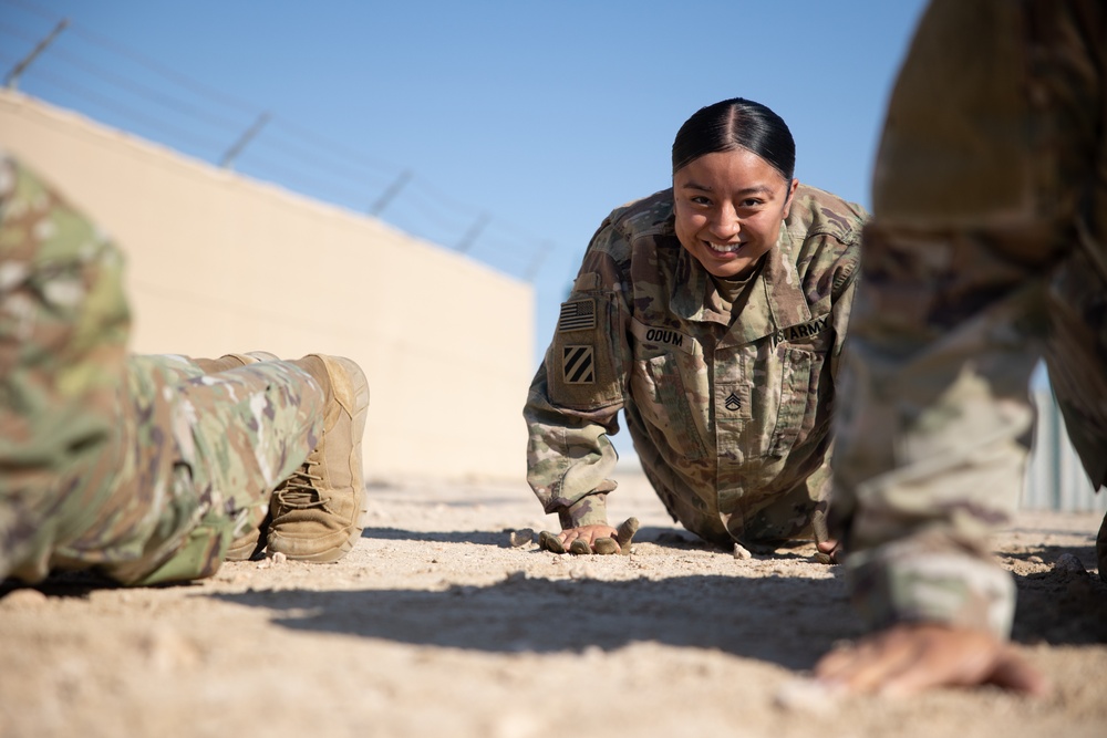 Soldiers complete air assault obstacle course