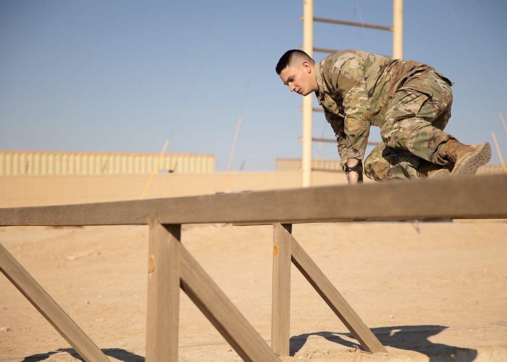 Soldiers complete air assault obstacle course