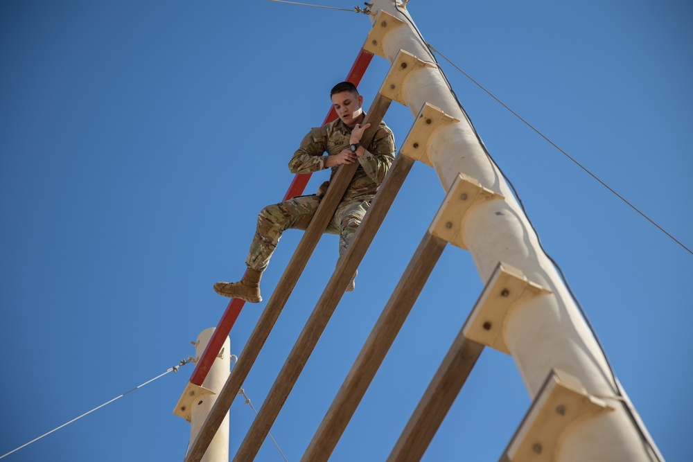 Soldiers complete air assault obstacle course