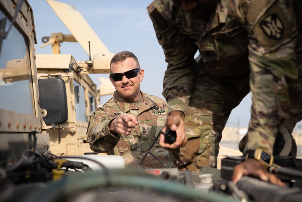 Expeditionary Sustainment Commands conduct relief in place operation
