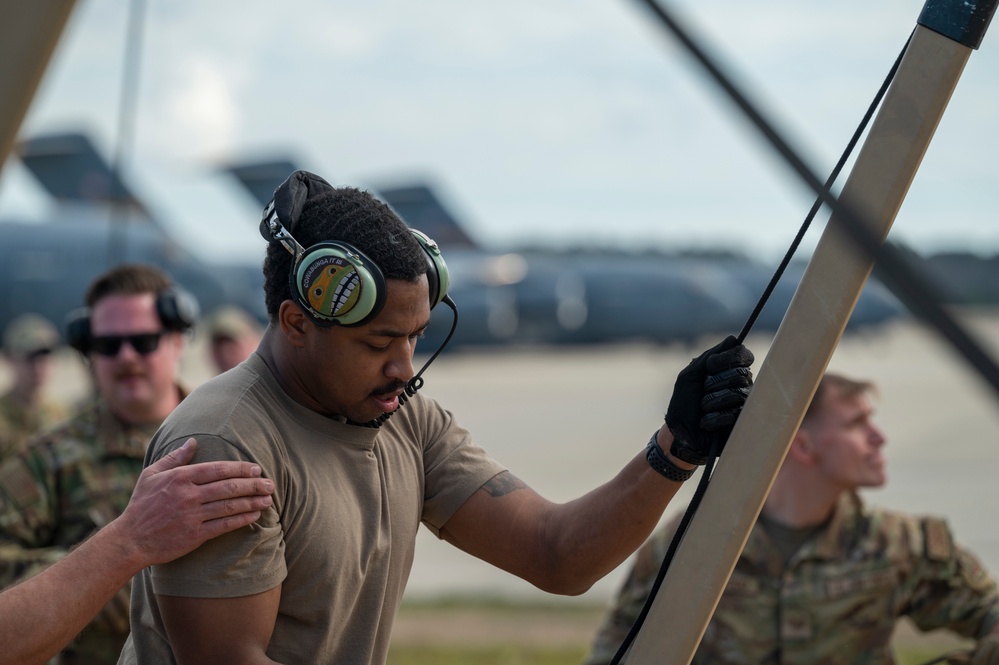 JB Charleston launches 24 C-17s, demonstrates warfighting capabilities during mission generation exercise