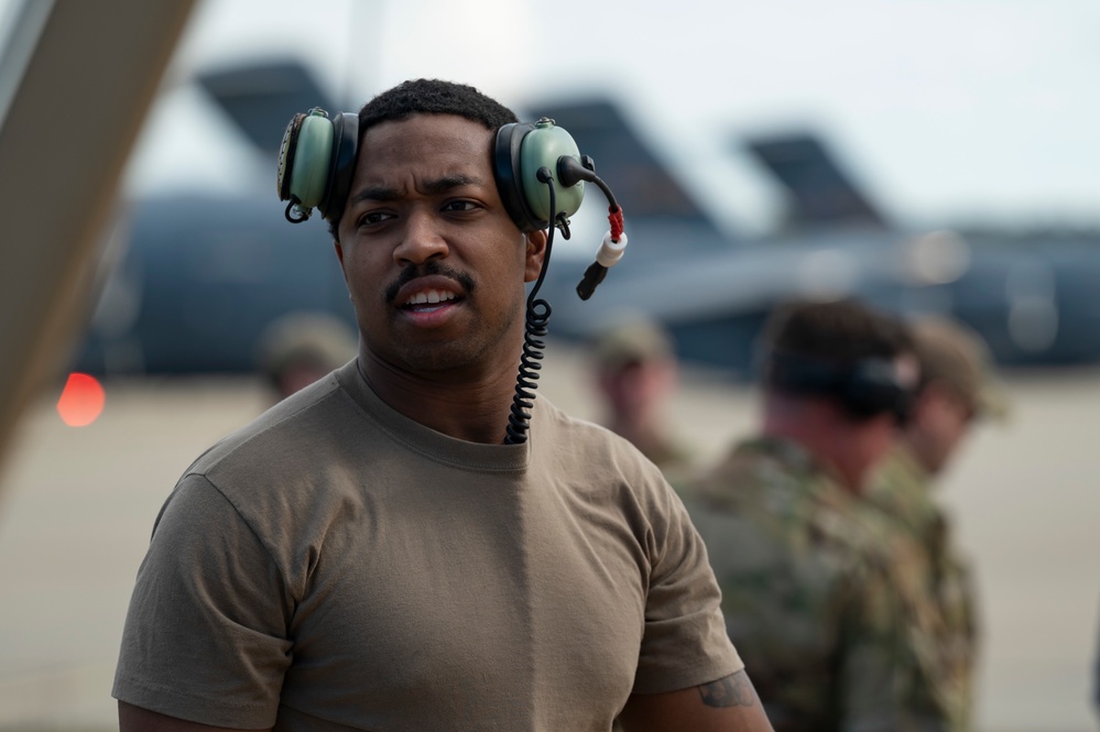 JB Charleston launches 24 C-17s, demonstrates warfighting capabilities during mission generation exercise