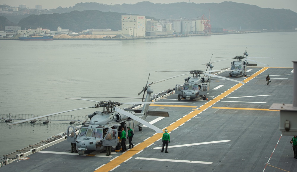 USS America (LHA 6) Conduct Flight Operations