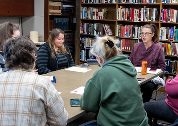 Members of Blue Star Mothers of Iowa Plan for Coming Year