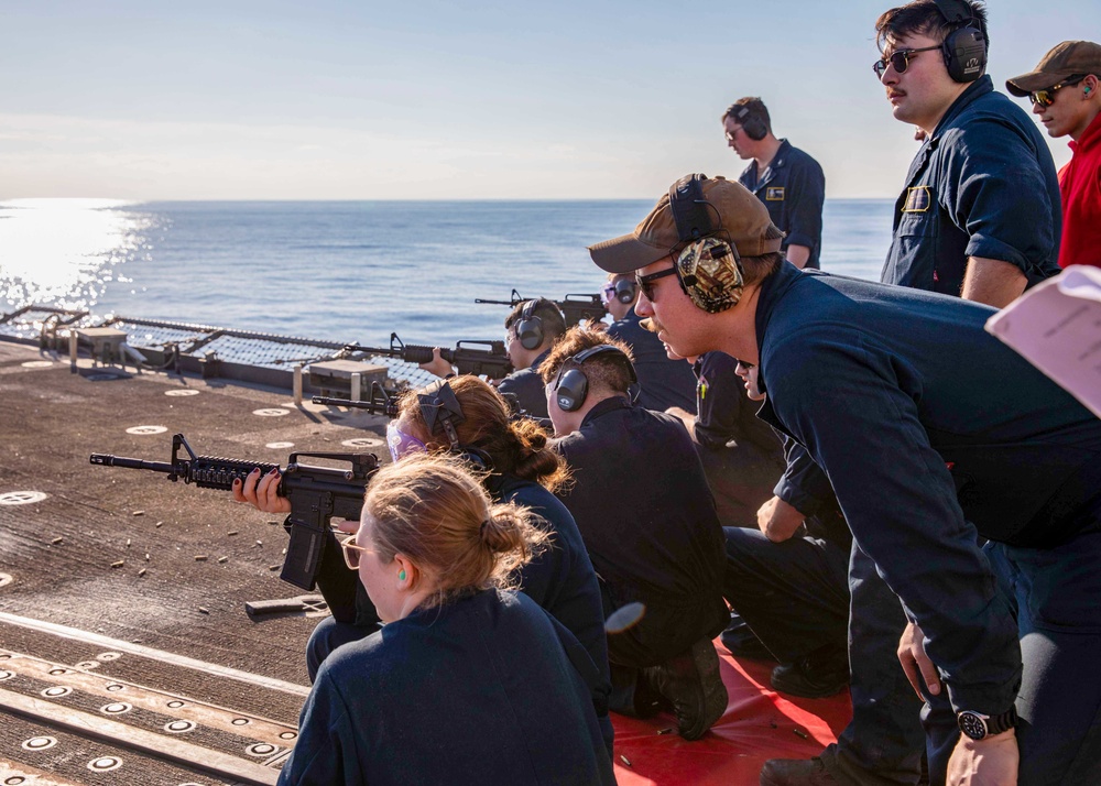 USS Leyte Gulf (CG 55) Daily Operations