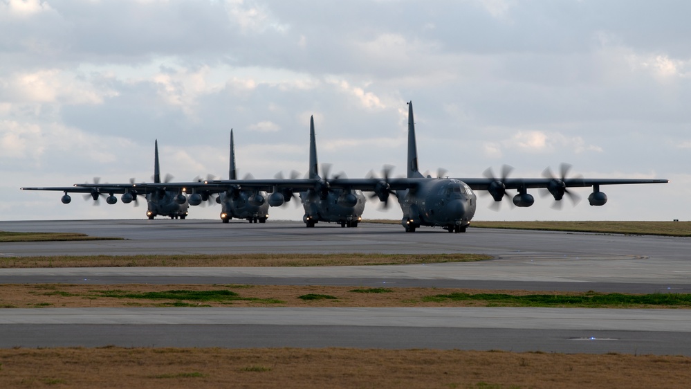 1st SOS conducts the Flight of the Flock