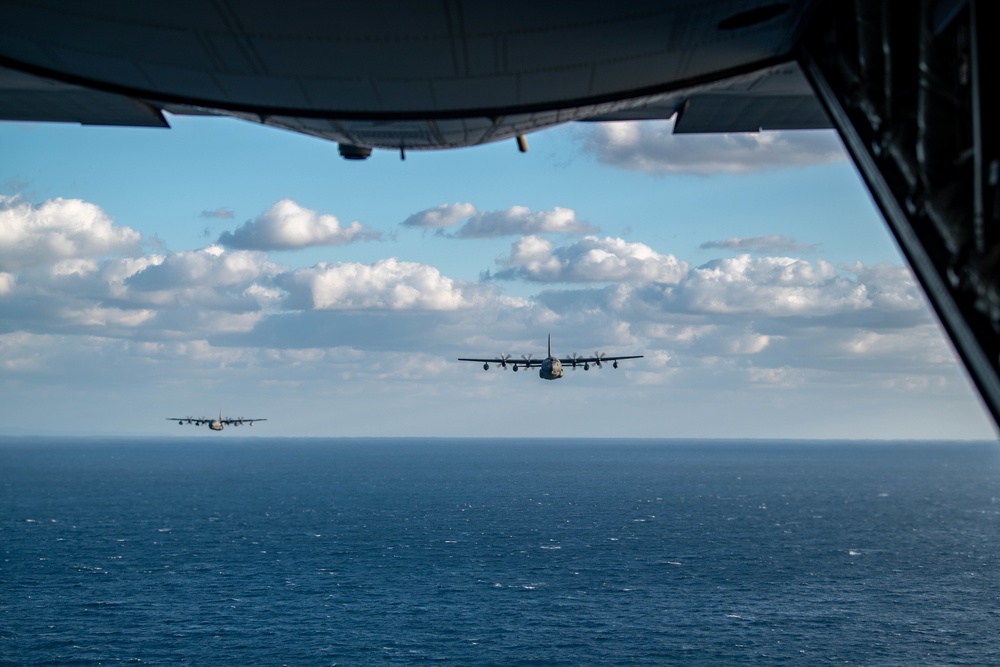1st SOS conducts the Flight of the Flock
