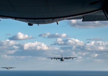 1st SOS conducts the Flight of the Flock