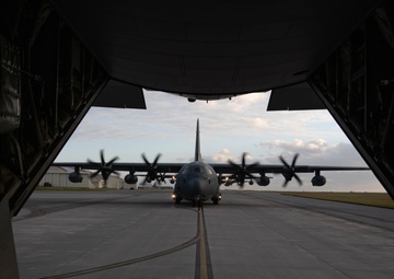 1st SOS conducts the Flight of the Flock