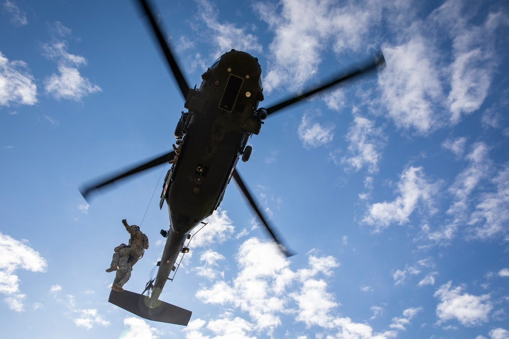 KFOR MEDEVAC team conducts hoist training