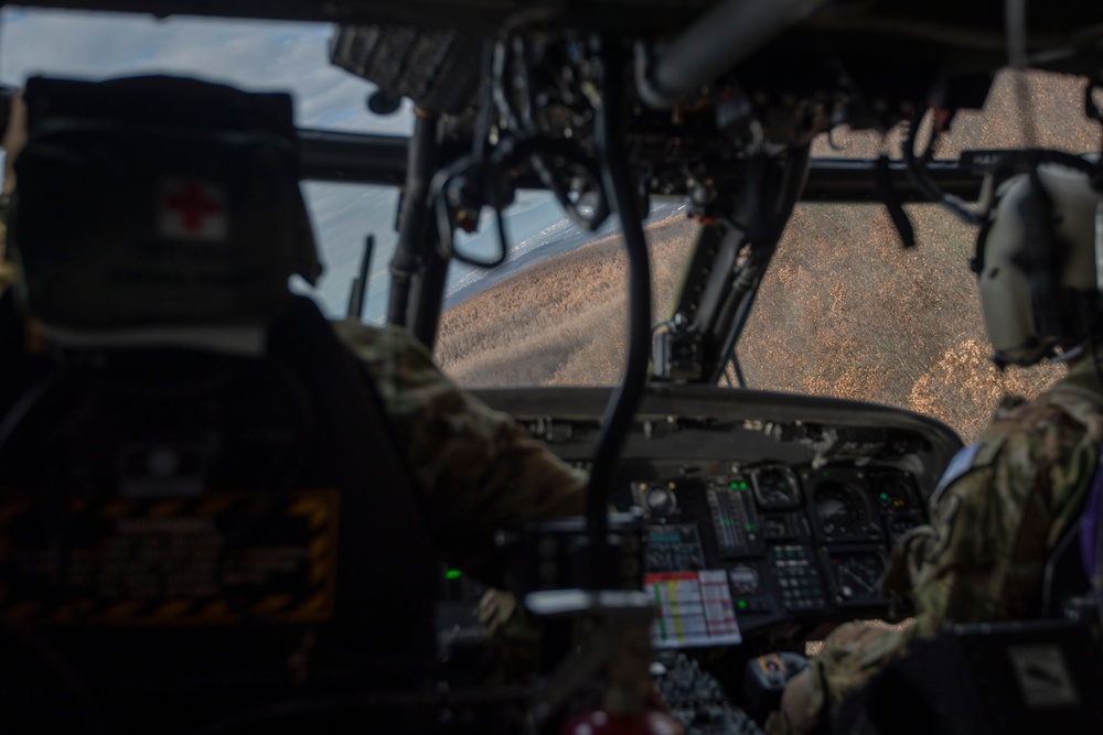 KFOR MEDEVAC team conducts hoist training