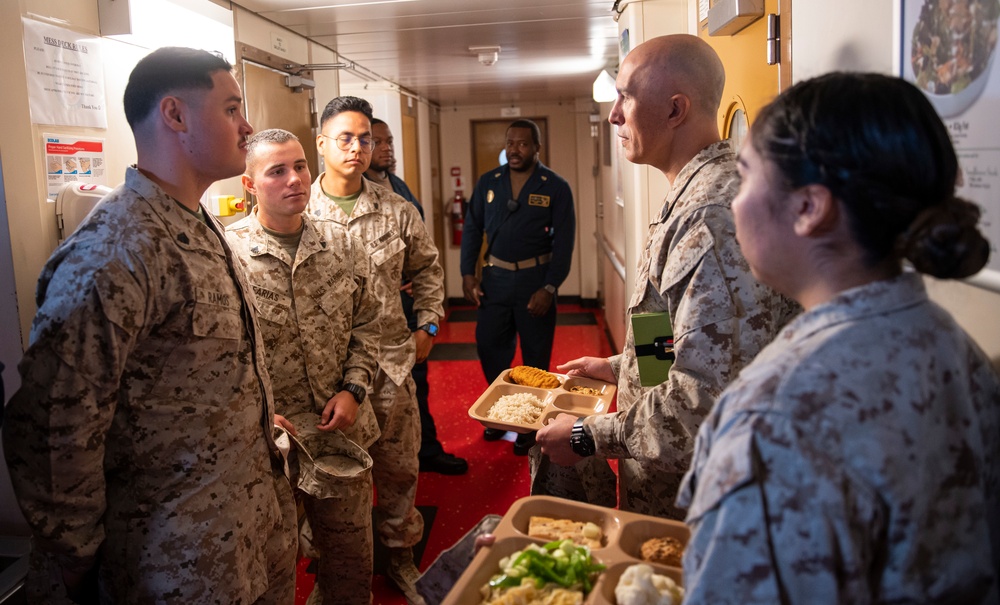 TF 51/5 CG visits USS LBP Blue Crew