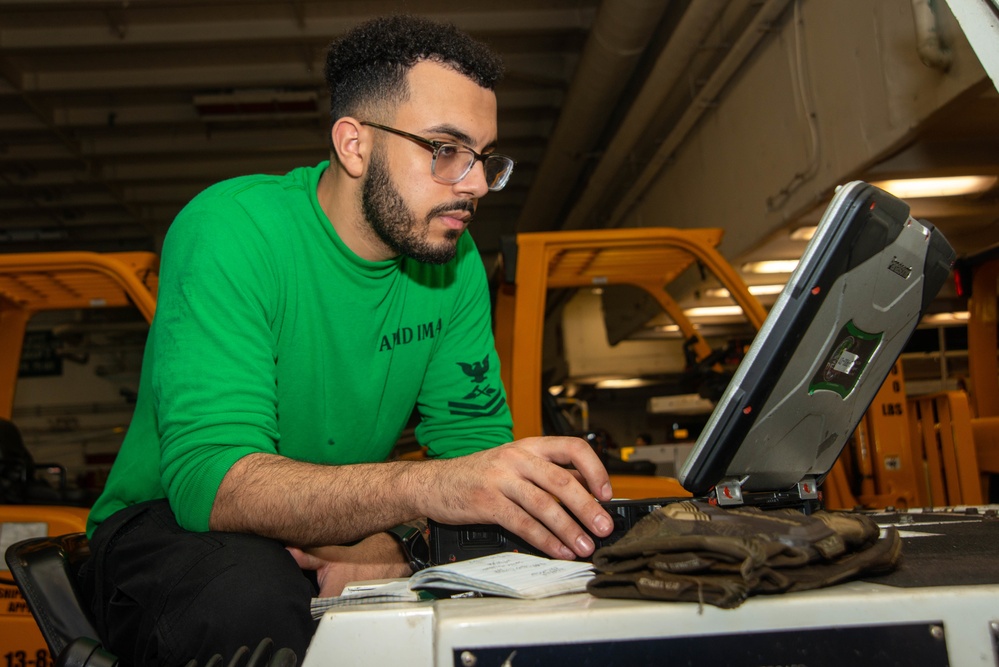 Sailor Reviews Maintenance Documents
