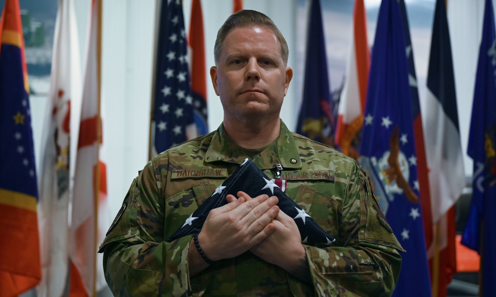 850th Spectrum Warfare Group senior enlisted leader retires