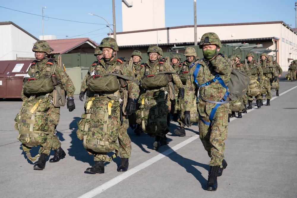 Yokota participates in multilateral New Year's Jump exercise