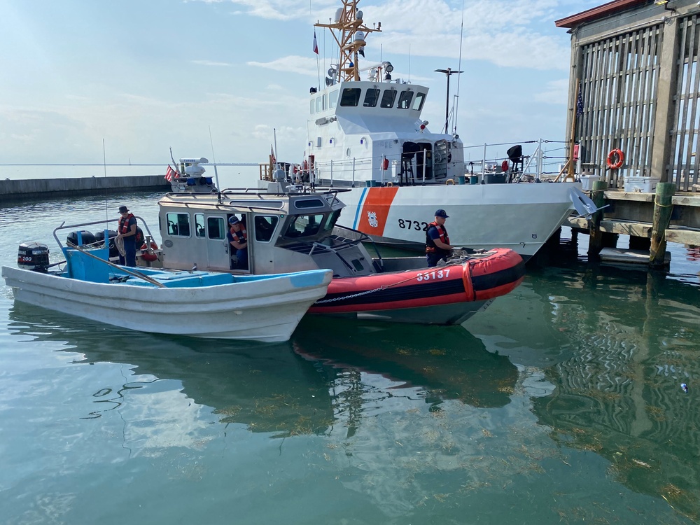 Coast Guard interdicts lancha crew, seizes 200 pounds of illegal fish off Texas coast