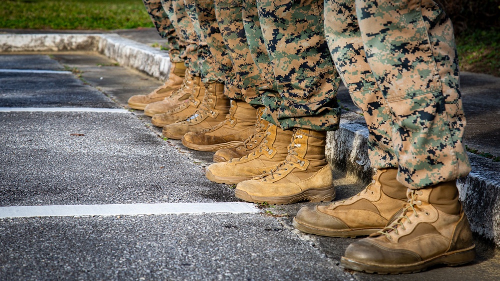 Col. Banning Presents Certificates of Commendation to Marines with MCBB Headquarters and Support Battalion Camp Services on Camp Lester