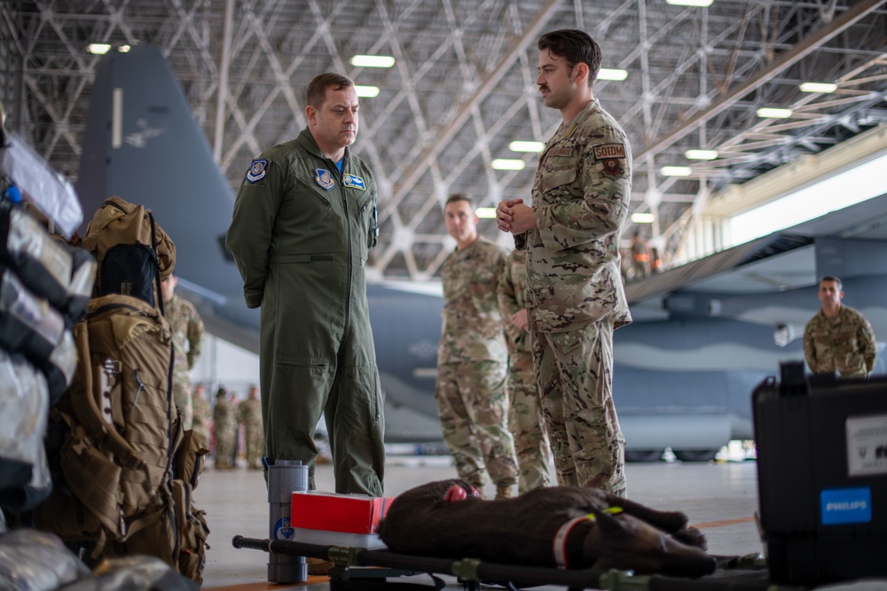 5th AF DCOM visits Okinawa