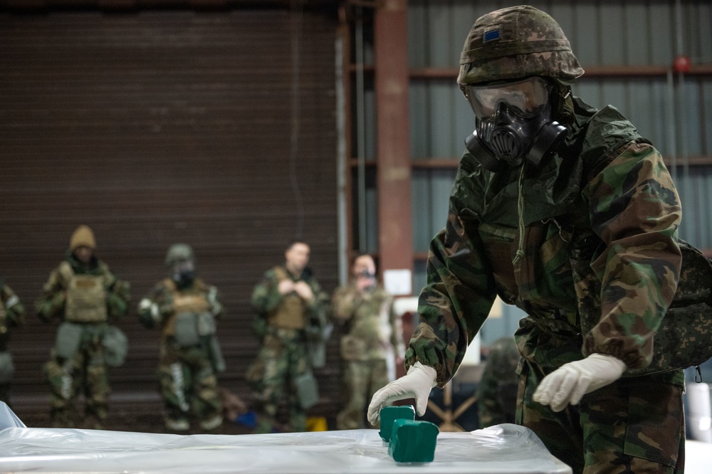 ROKAF, 51st FW showcase CBRN capabilities