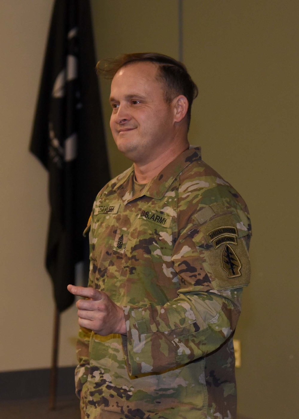 117th ARW visited by Alabama Army National Guard Special Forces Sergeant Major