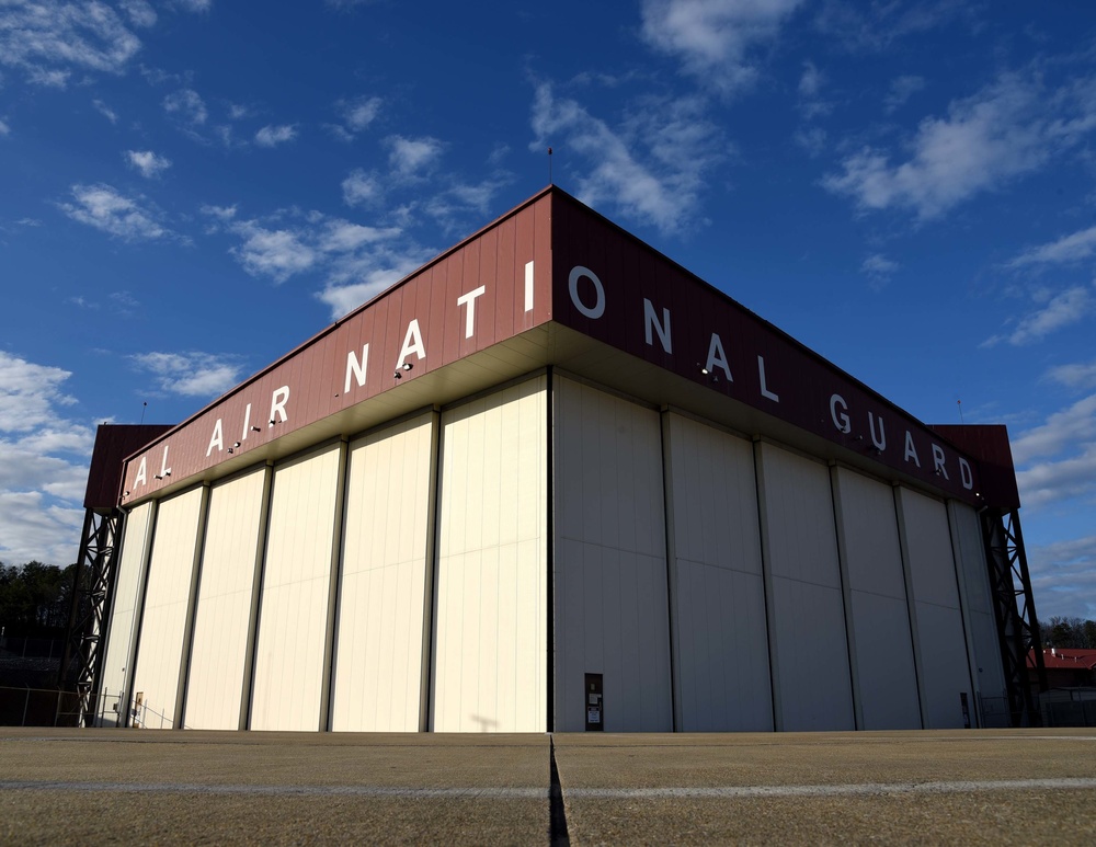 117th Air Refueling Wing KC-135R Stratotanker hangar