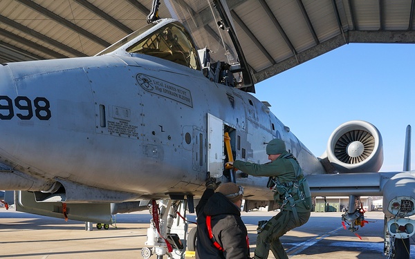 127th AMXS Performs Post-Flight Maintenance at Selfridge