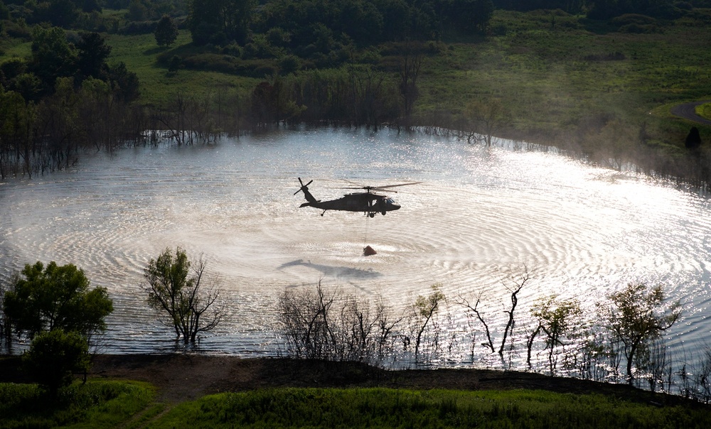 Kentucky National Guard Conducts Aerial Firefighting Training