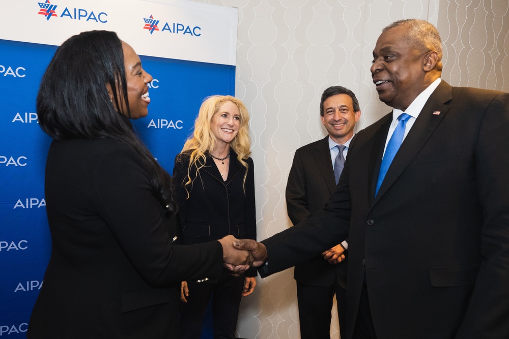 SECDEF Attends AIPAC Political Leadership Forum