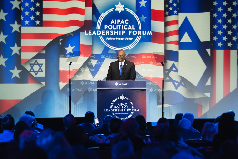 SECDEF Attends AIPAC Political Leadership Forum