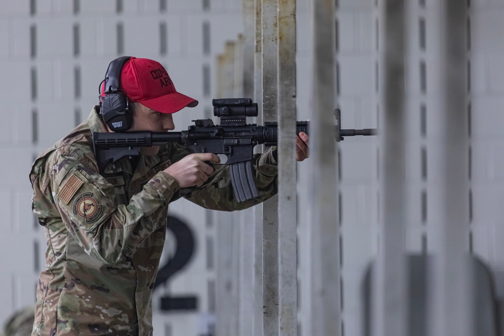 NJJFHQ-Air Staff Qualify on M4