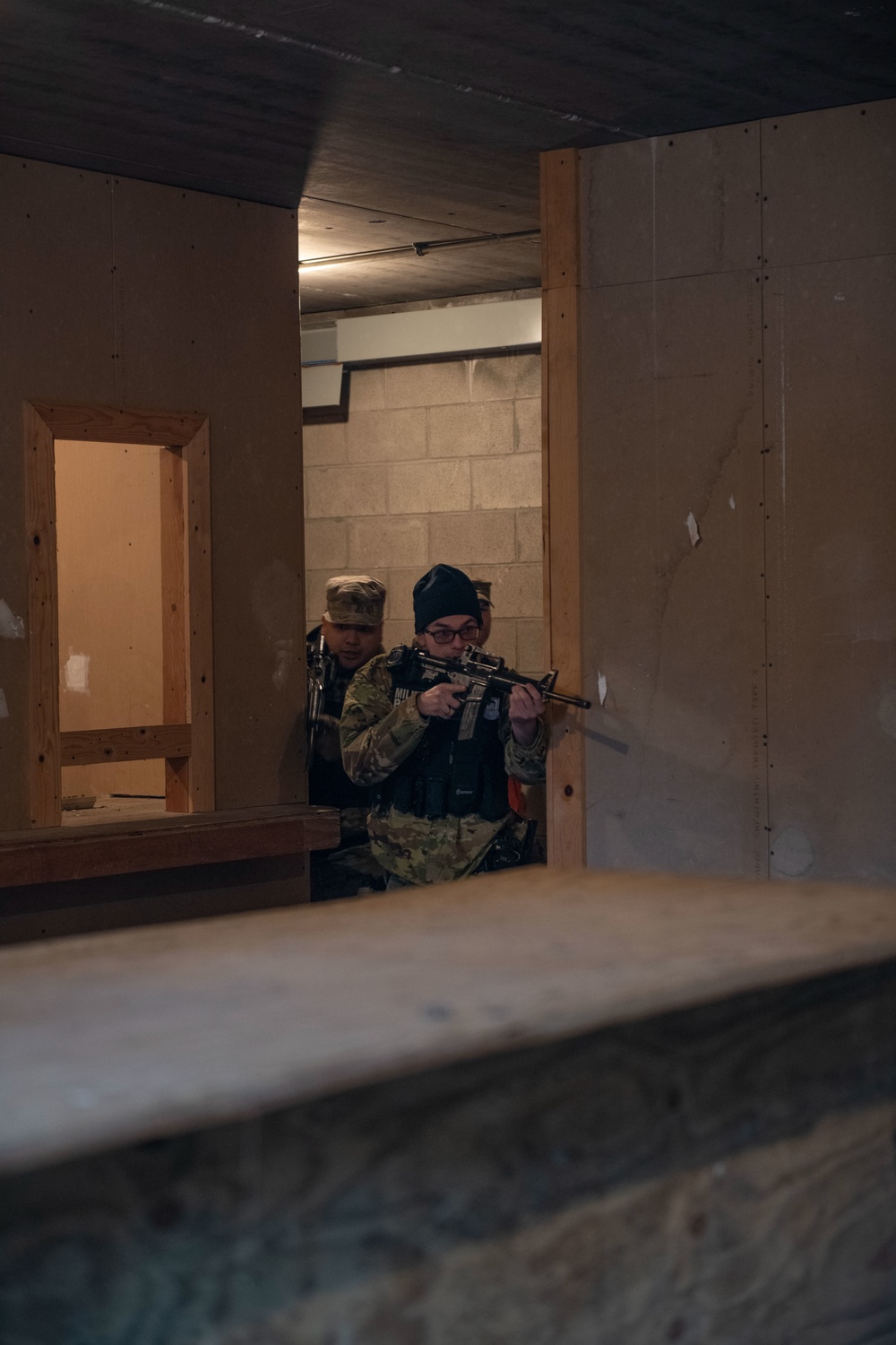 Practice Makes Professionals: Washington National Guard MPs train for active shooter situation